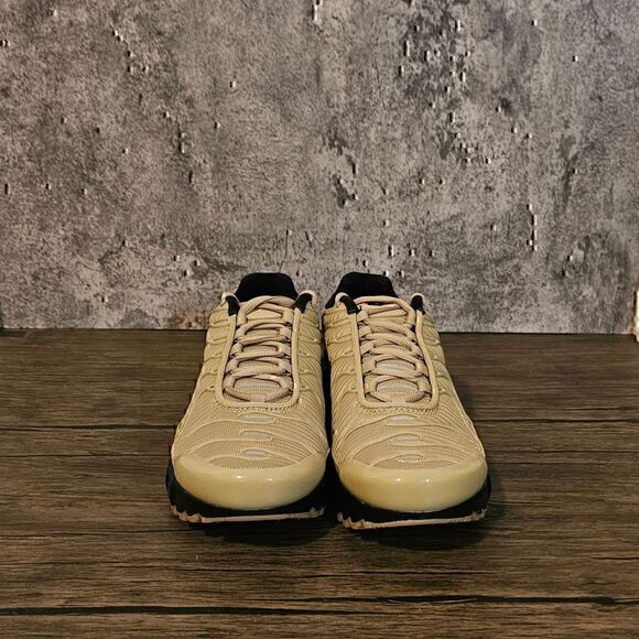 Nike Air Max Plus "Grade School"   - Picture 5 of 5